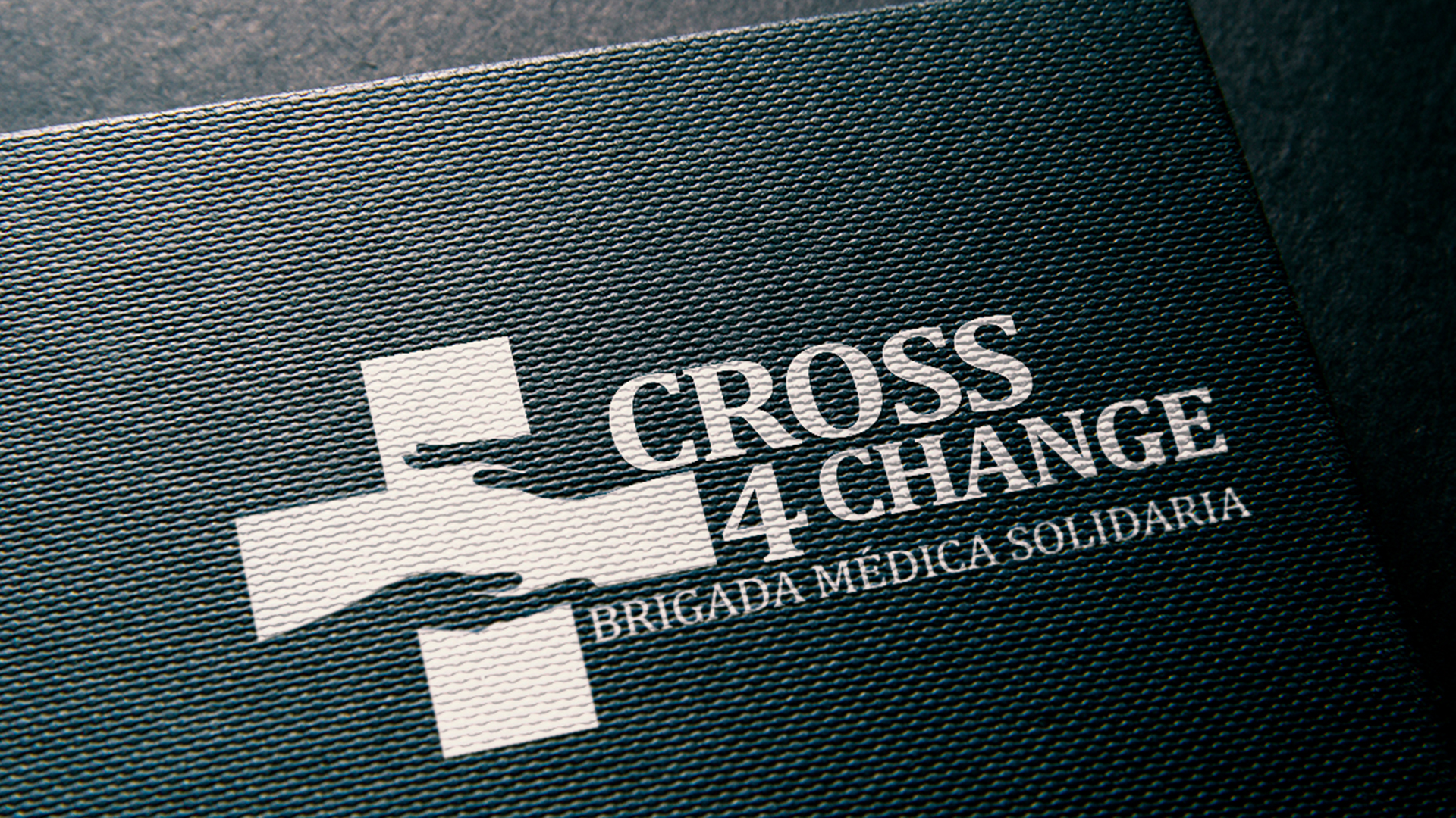 GabyBranding_Cross4Change